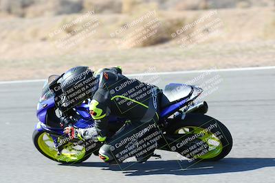 media/Feb-05-2023-Classic Track Day (Sun) [[c35aca4a42]]/Group 2/session 3 turn 13/